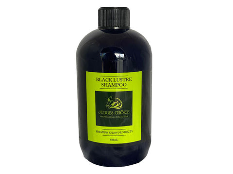 Judges Choice Black Lustre Shampoo is a high performance shampoo that can be used on dark coat colours adding definition and shine, restoring dry dull coats. Black Lustre shampoo adds rich, brilliant colour as it cleans and conditions the coat.